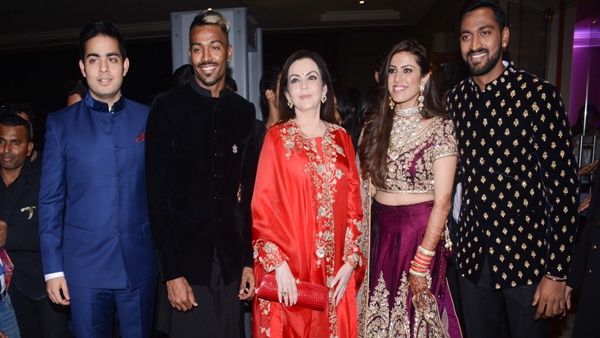 Hardik Pandya Bhabhi 1 Hardik Pandya Bhabhi 1