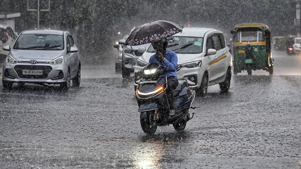 Delhi Weather Rain Update