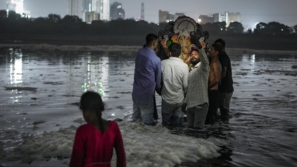 Ganesh Visarjan