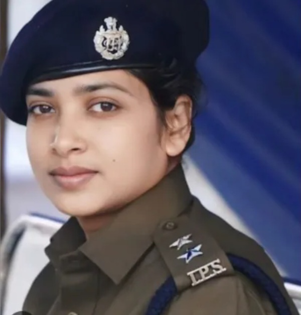 IPS Bushra Bano Profile