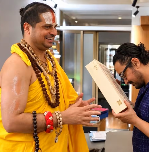 agadguru Swami Satishacharya Maharaj Masoud Pezeshkian