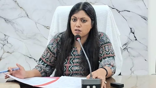 Noida DM Medha Roopam