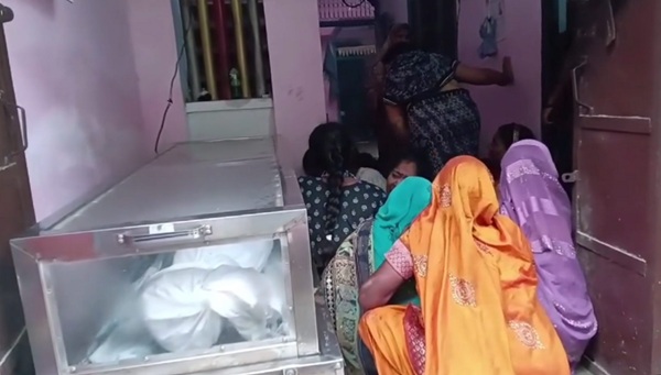 Satya Niketan Building Collapse