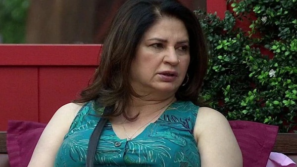Kunickaa Sadanand Mother
