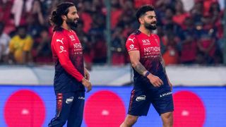 प्लेऑफ़ में बिना खेले फाइनल में जा सकती है RCB