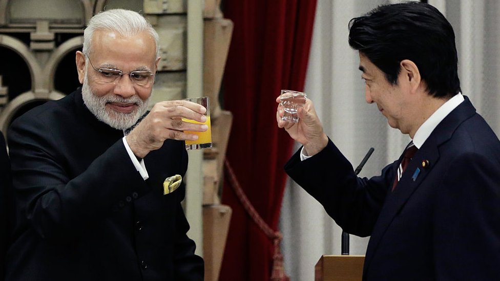 शिंज़ो अबे और मोदी