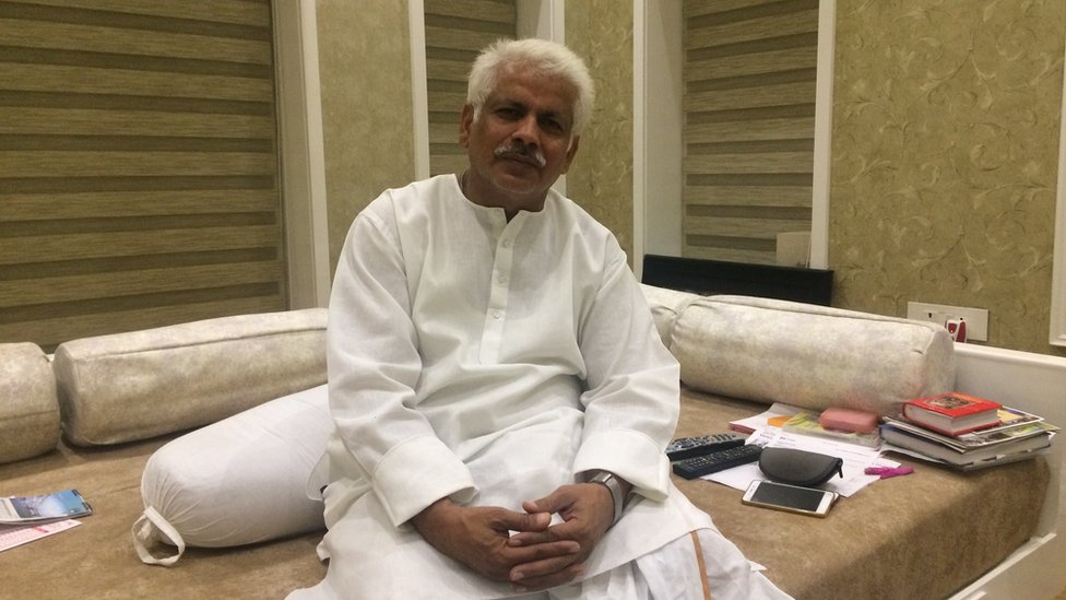 प्रोफ़ेसर विश्वंभर नाथ मिश्र प्रोफ़ेसर विश्वंभर नाथ मिश्र