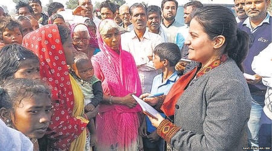 गढ़वा की उपायुक्त (डीसी) नेहा अरोड़ा