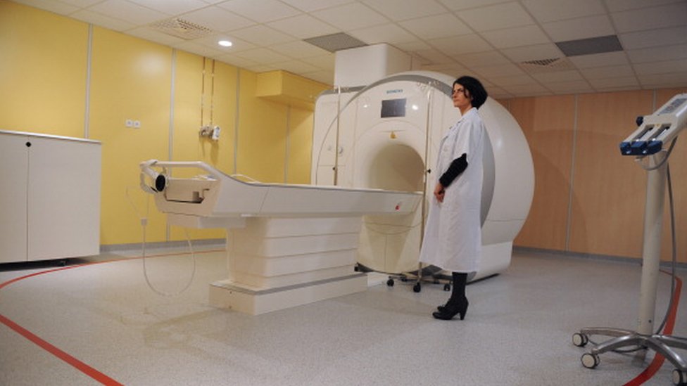 MRI
