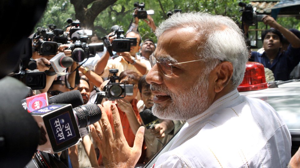मोदी
