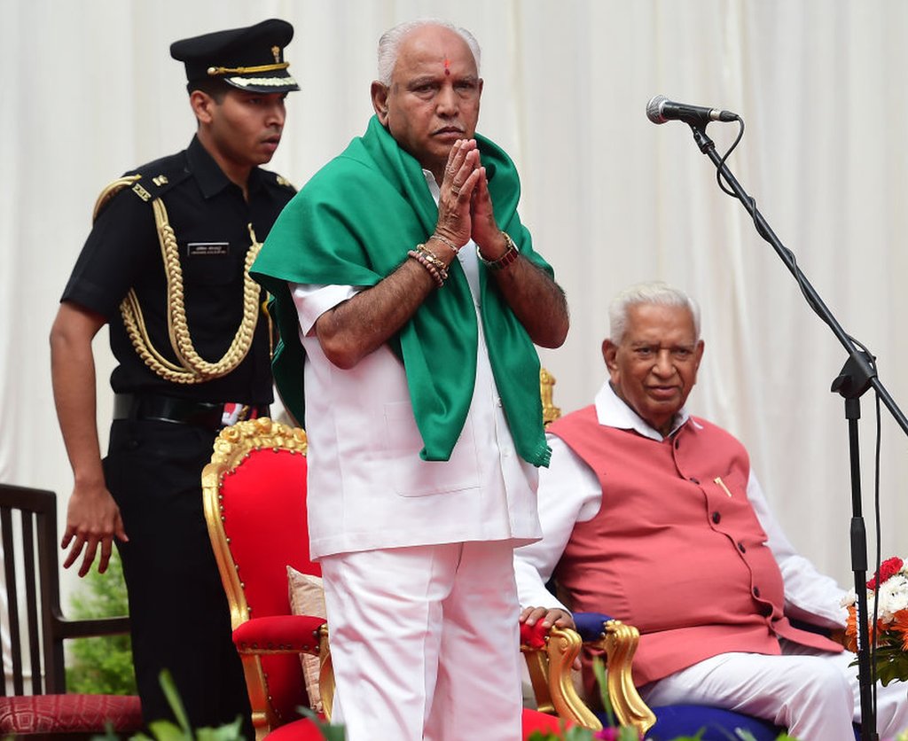 2- राज्यपाल की ओर से प्रोटेम स्पीकर का नाम तय होगा