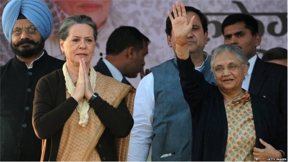 सोनिया गांधी और शीला दीक्षित