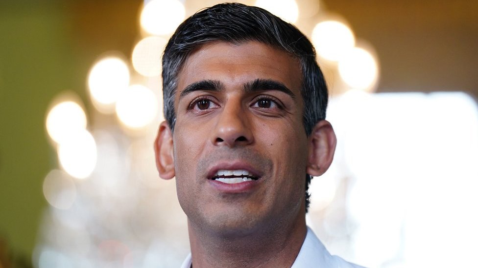 लोकलुभावन वादे नहीं कर पाए सुनक