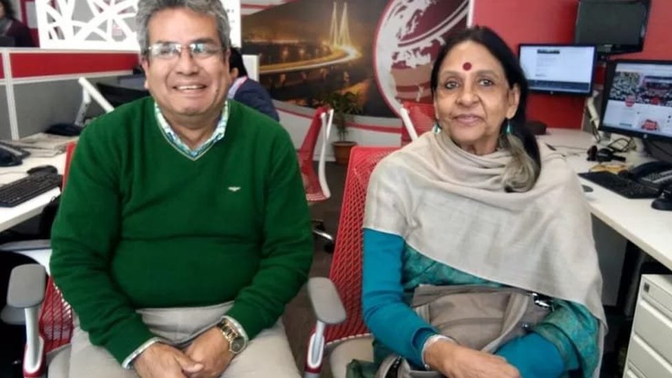 बीबीसी संवाददाता रेहान फ़ज़ल के साथ जया जेटली बीबीसी संवाददाता रेहान फ़ज़ल के साथ जया जेटली