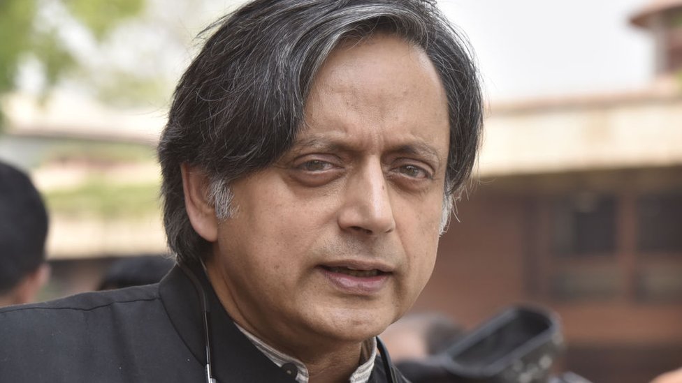 शशि थरूर