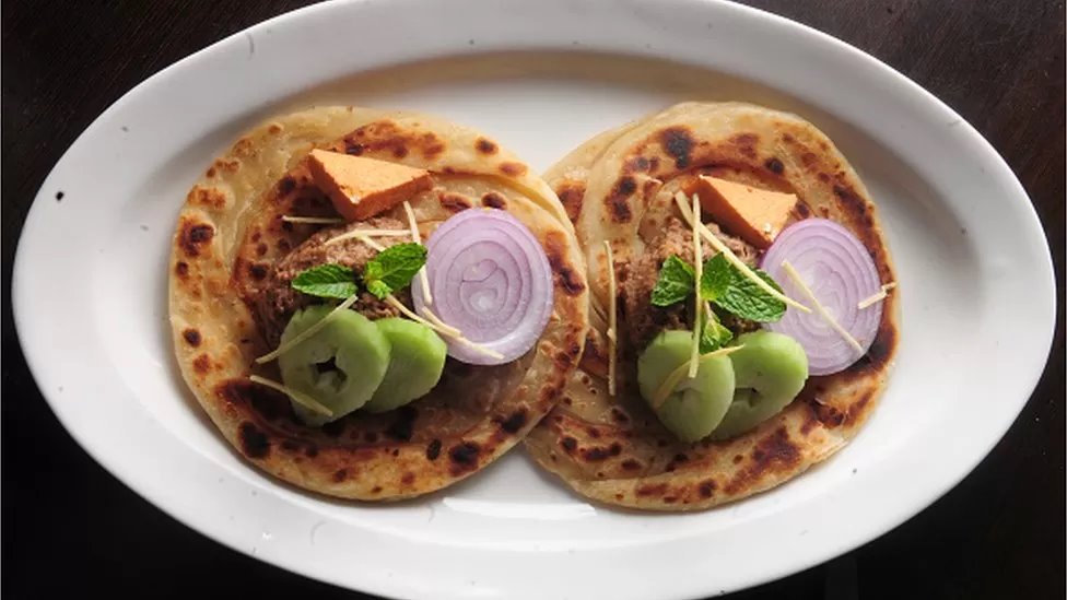 लेकिन परांठे पर 18 फ़ीसदी जीएसटी लगेगी