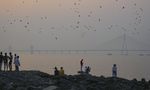Mumbai Weather Update: Bright Winter Day; AQI Remains Poor As PM2.5 Levels Stay Well Above Safe Limits