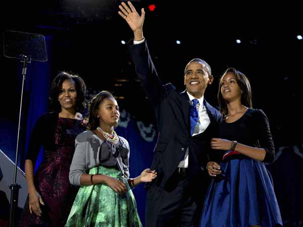 The winning team--Obama with his family