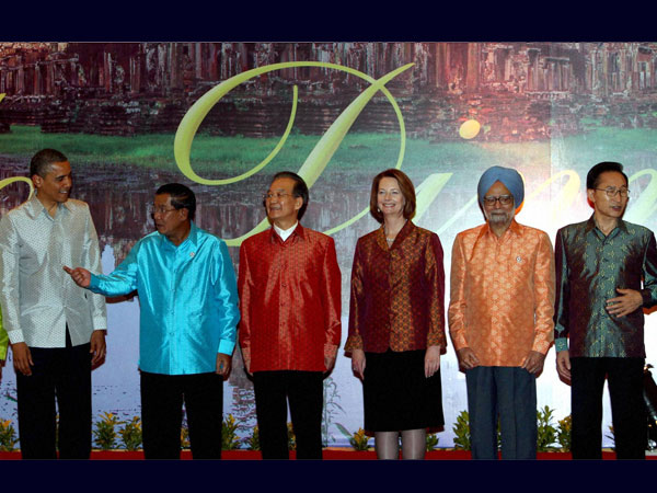 Manmohan Singh during gala dinner Manmohan Singh during gala dinner