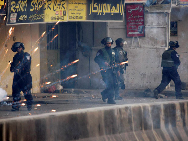 Clash between Israel and Hamas Forces in Gaza Street