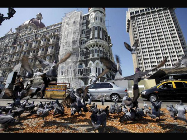 Taj Hotel attacked in Mumbai