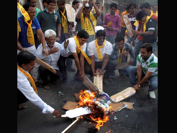 GPP supporters burn Navjot Singh Sidhu's effigy