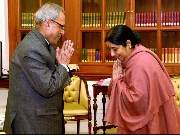  Sushma greets President Pranab Mukherjee