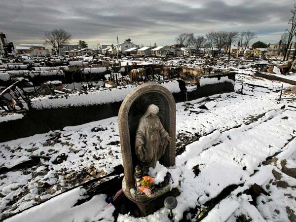 Hurricane Sandy hits the USA