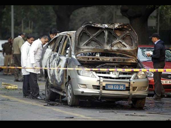  Blast in Israeli diplomat's car