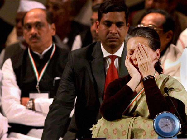 Rahul's speech: Sonia sheds tears