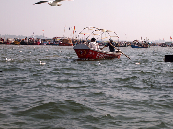 Faith along the banks of Ganga