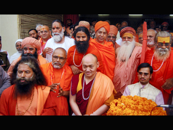 Baba Ramdev and other Dharam Gurus 
