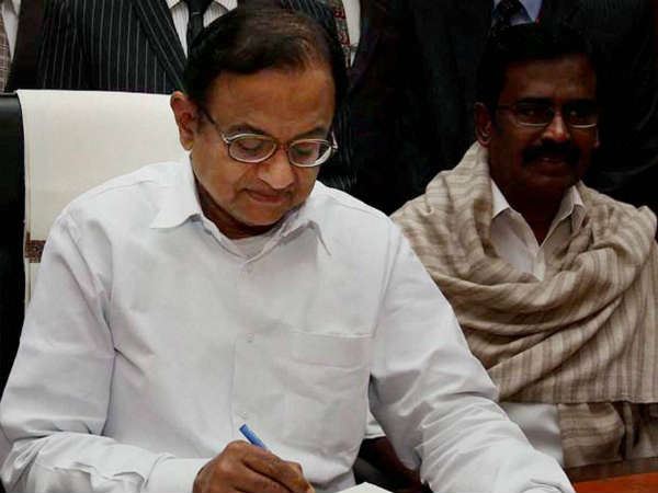Chidambaram with final budget