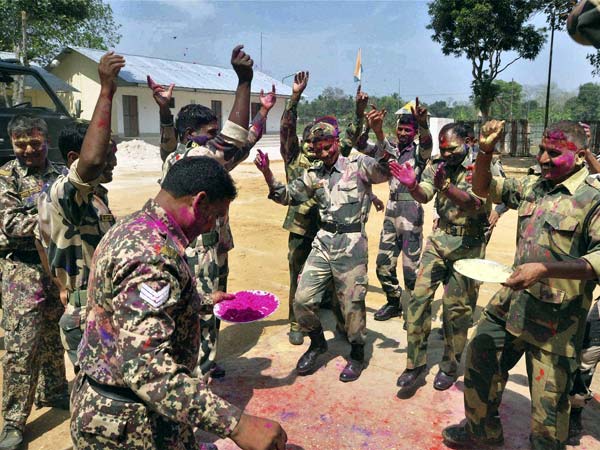 Nation celebrates Holi