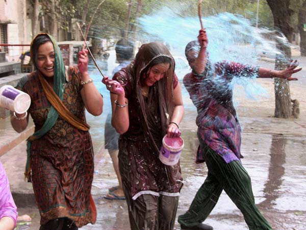 Nation celebrates Holi