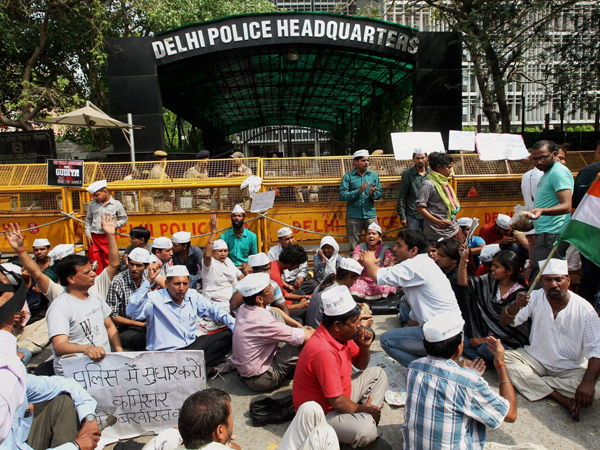 Delhi Rape: Protest at Police Headquarter
