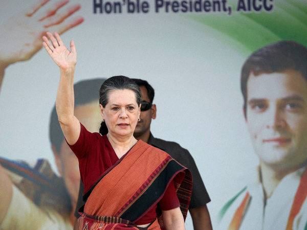 Karnataka Poll: Sonia Gandhi in Bangalore