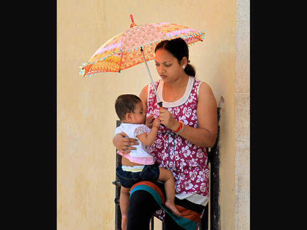 Heat wave continues across India