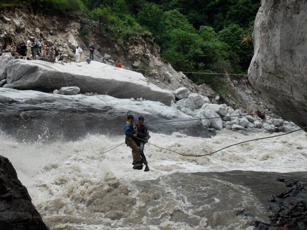 ITBP personnel rescuing flood victims