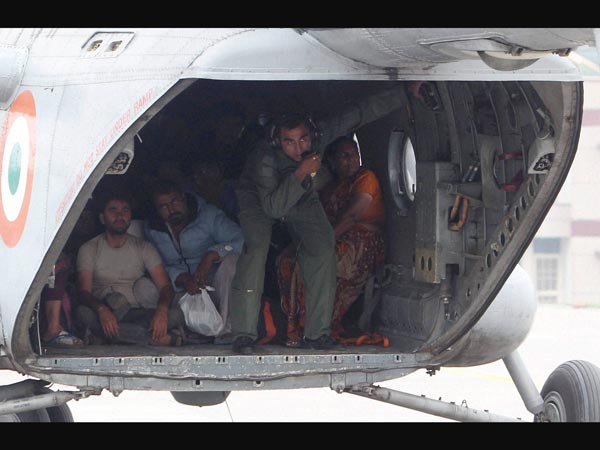 Special Indian Air Force chopper to being Air-lifted at Guptakashi