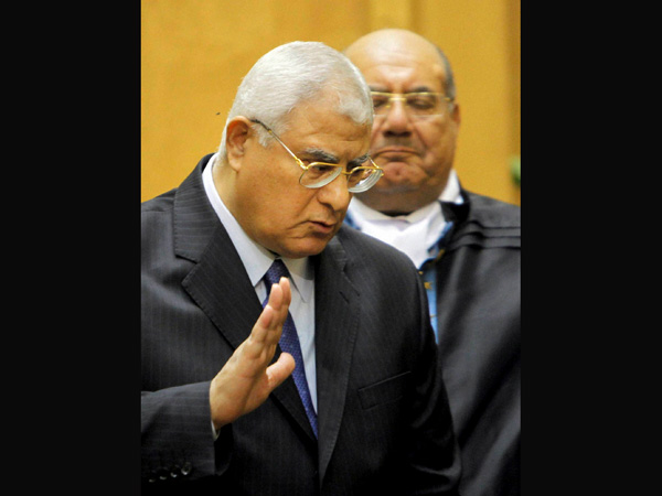 Interim president sworn in