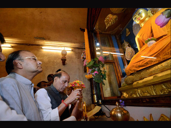 BJP President Rajnath Singh along with senior leader Arun Jaitley