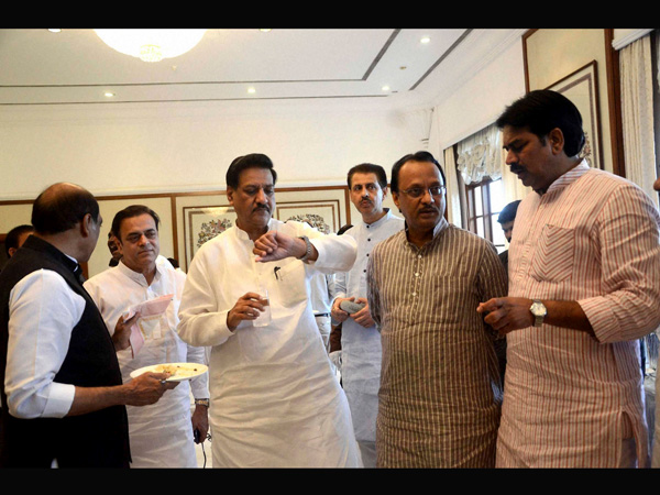 Chavan, Pawar in Mumbai