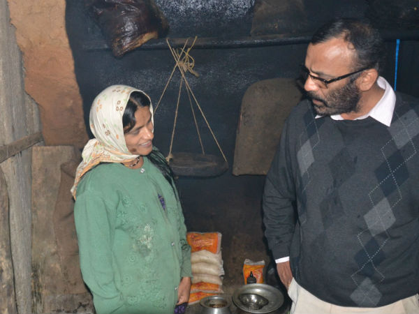 District officials visit