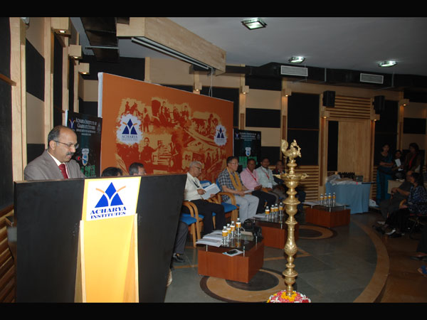 Prof Gurunathrao Vaidya, Principal, AIGS and Conference chairperson, giving inaugural speech