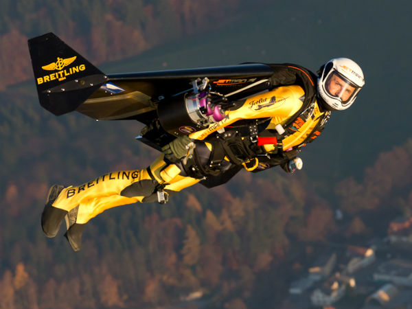 Believe it or not: Jetman flies faster than jet planes