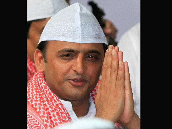 Akhilesh Yadav at a Roza Iftar party