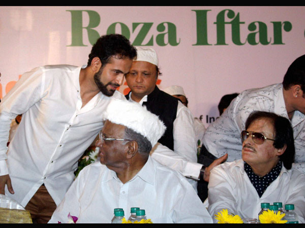 Crickter Irfan Pathan during a Roza Iftar party