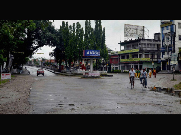 Streets bear a deserted Streets bear a deserted