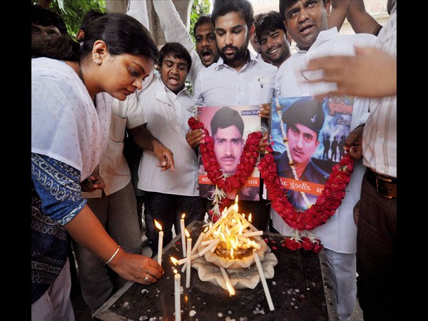 Homage to the martyrs